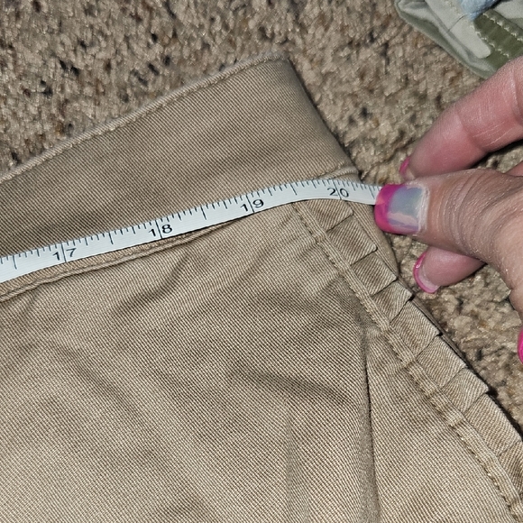 Stylish Tan Shorts - Picture 6 of 6